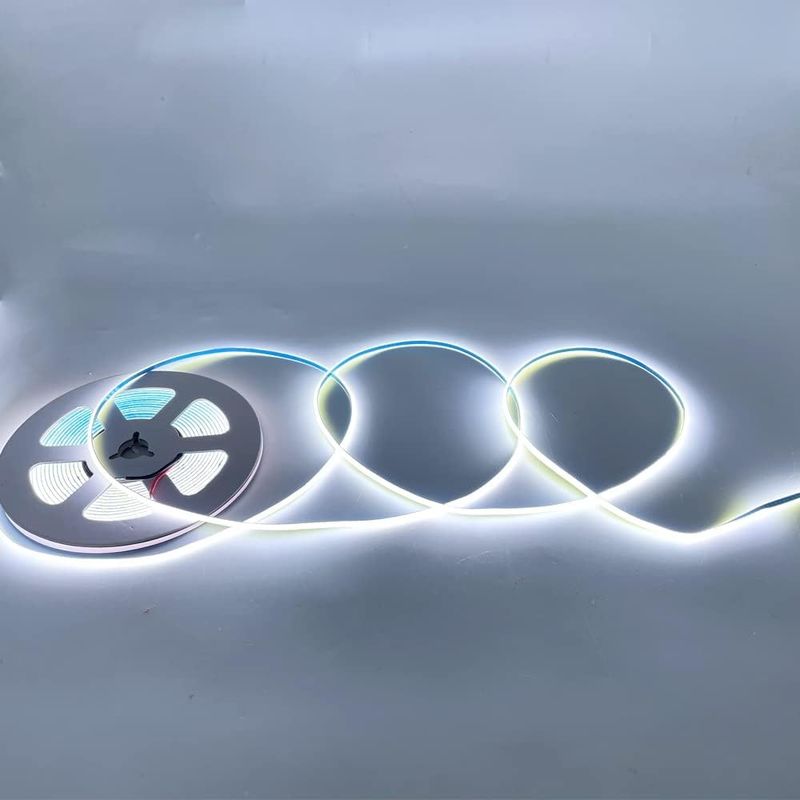 Süper Dar 3MM Genişliği COB LED Çizgi Işıklar 400Leds / m Döşenebilir 5m Daha Uzun Yaşam Süresi