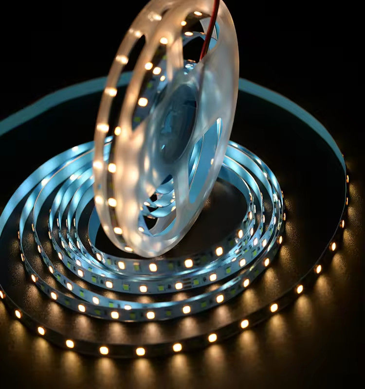 Fabrika satışı İki renkli CCT LED şerit ışığı 24v Renk sıcaklığı Ayarlanabilir 120led 12v ışık 2835 led şerit dekorasyon