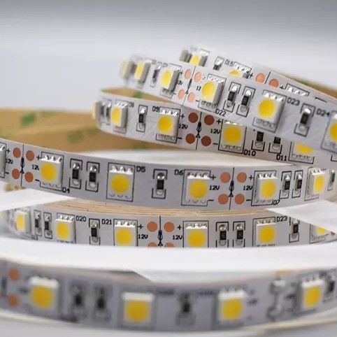 12w 12v 24v 10mm 60 LED Rgb 5050 Smd Esnek LED Şerit Işık ve Çok Renkli