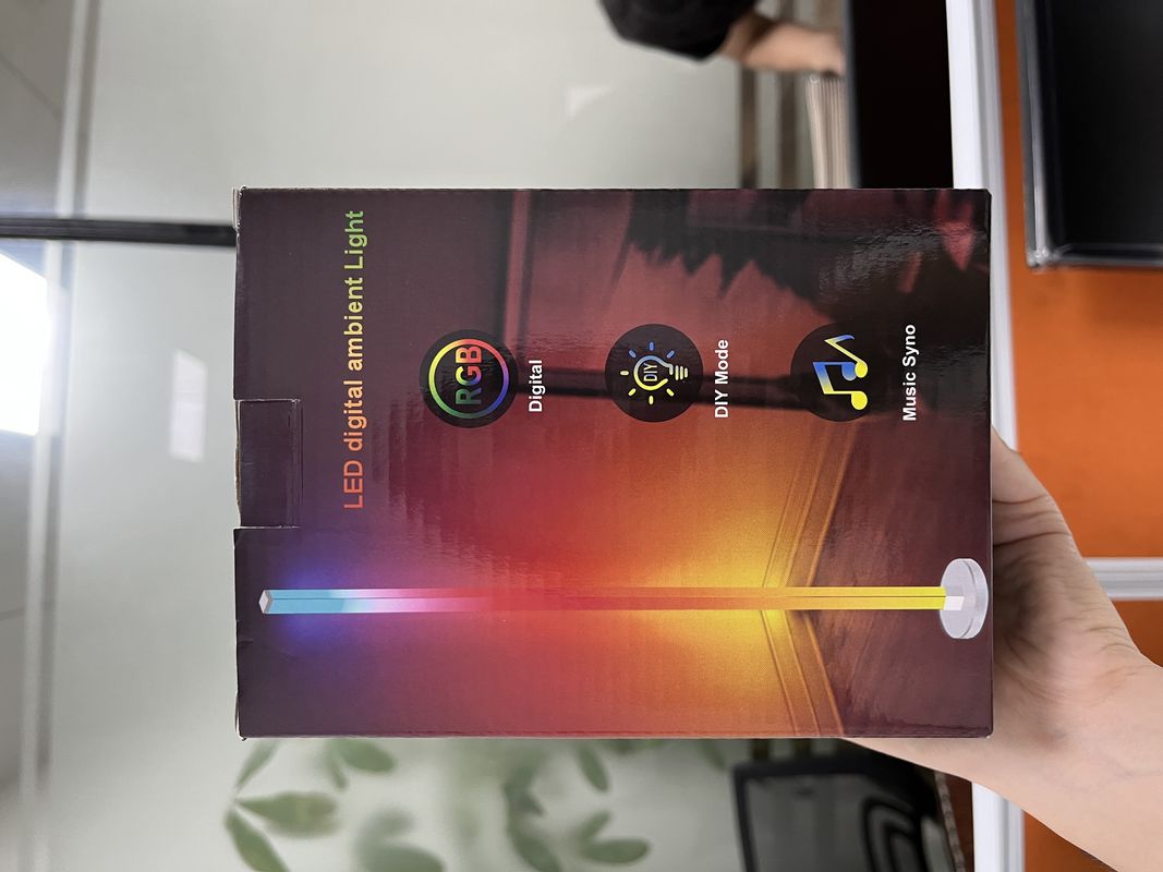 RGB Led Köşeli Zemin Lamba Modern oturma odası için dekoratif fonksiyon