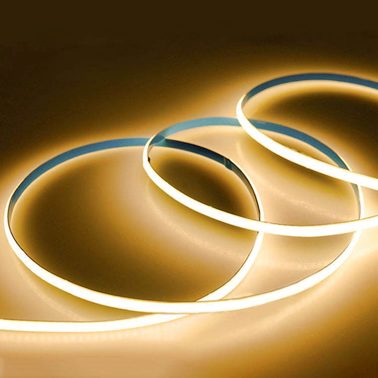 İç mekan aydınlatması Sıcak beyaz COB LED şeridi 8mm genişliği FPC LED RESISTOR malzemesi ile