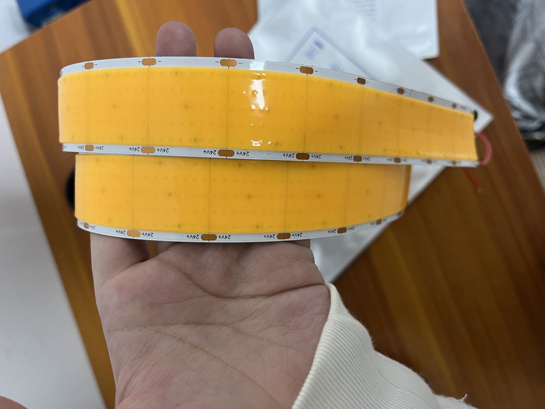 1600LEDs/m COB LED Çizgi Işığı Peyzaj Dekorasyonu için 30mm PCB 40W/m 0.05kg Ağırlık