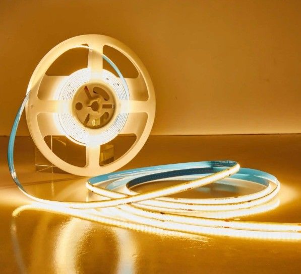 Enerji tasarrufu IP20 COB LED şerit ışığı 8mm PCB 800lm ışık akışı ile metre başına 300çip